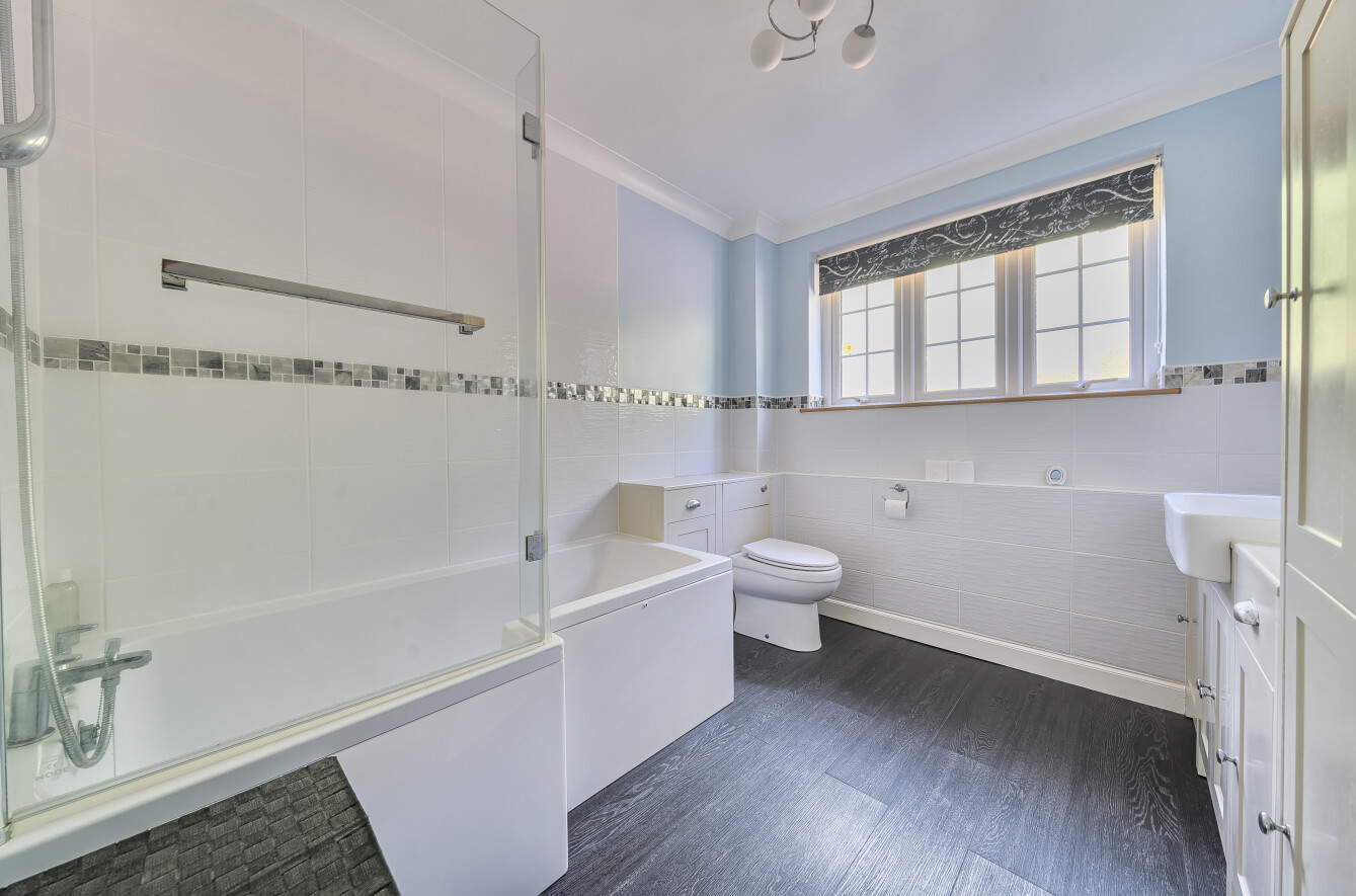 Titchfield Park Road, Titchfield Park, Hampshire, PO15