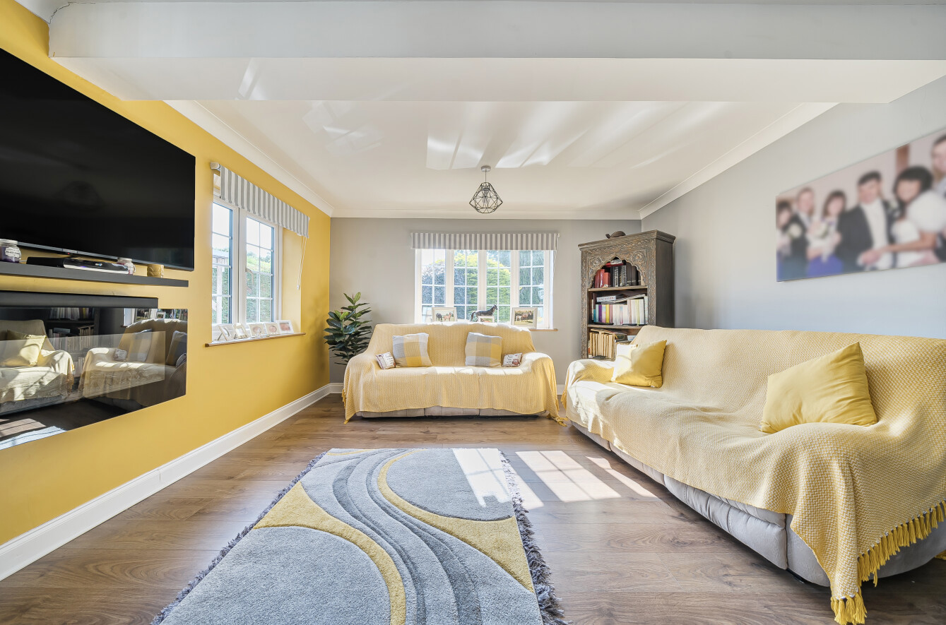 Titchfield Park Road, Titchfield Park, Hampshire, PO15