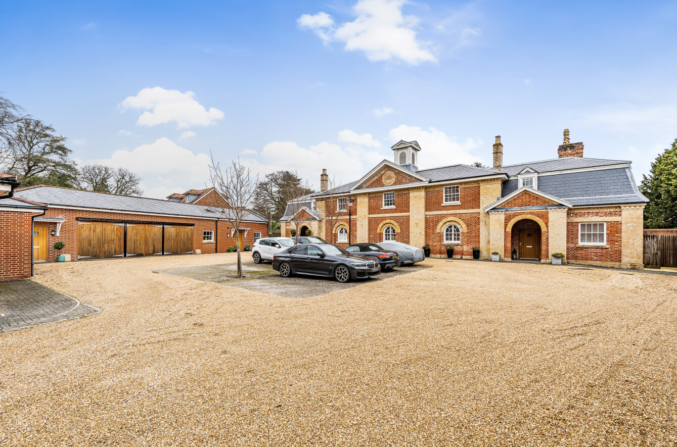 Stableyard Mews, Sarisbury Green, Hampshire, SO31