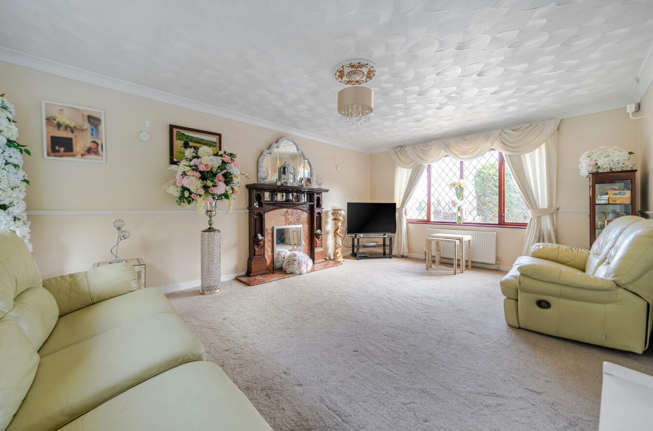 Newgate Lane, Fareham, Hampshire, PO14