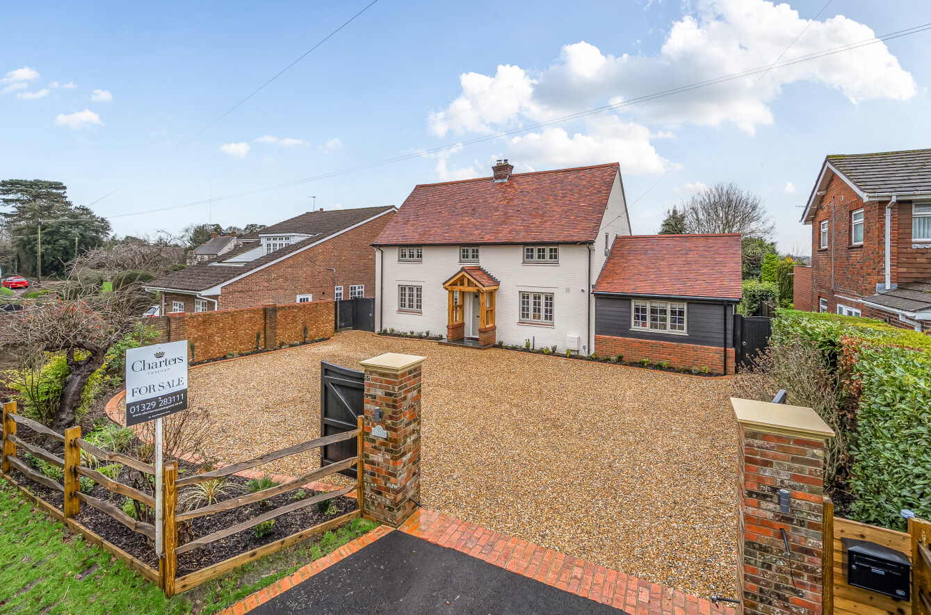 Catisfield Lane, Fareham, Hampshire, PO15