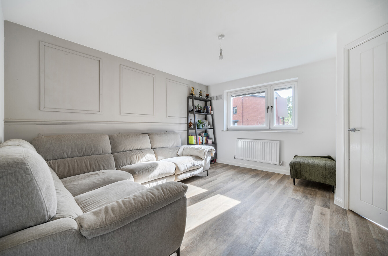 Curbridge Way, Curbridge, Hampshire, SO30