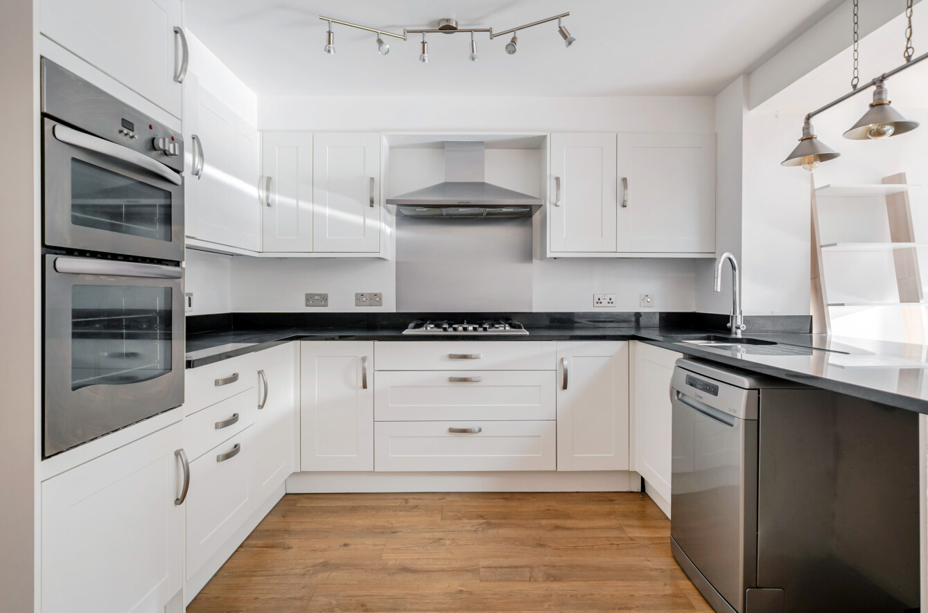 John Bunyan Close, Whiteley, Fareham, Hampshire, PO15 - Charters