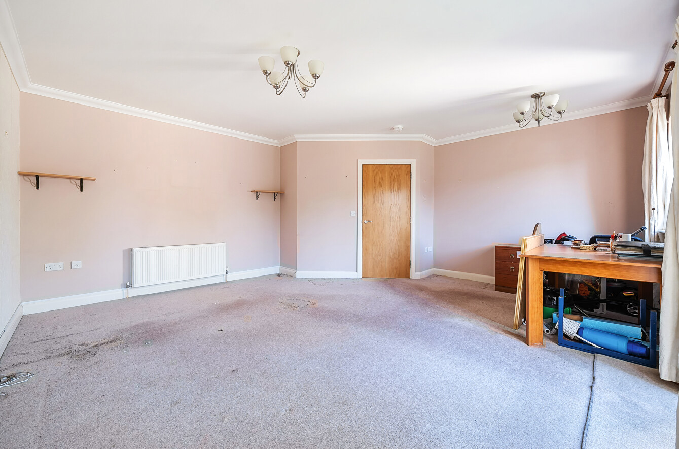 Heath Road, Locks Heath, Southampton, Hampshire, SO31 - Charters