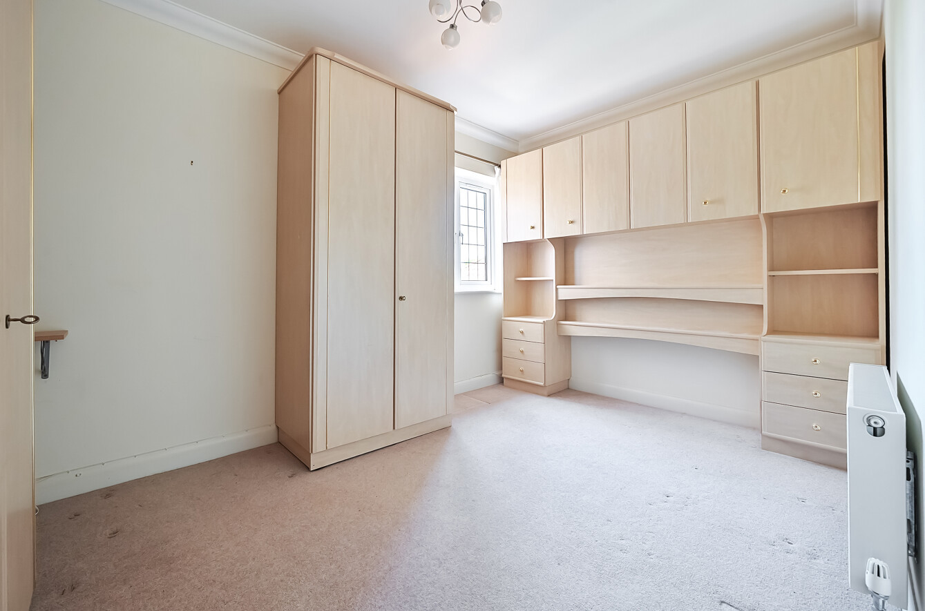 Heath Road, Locks Heath, Southampton, Hampshire, SO31 - Charters