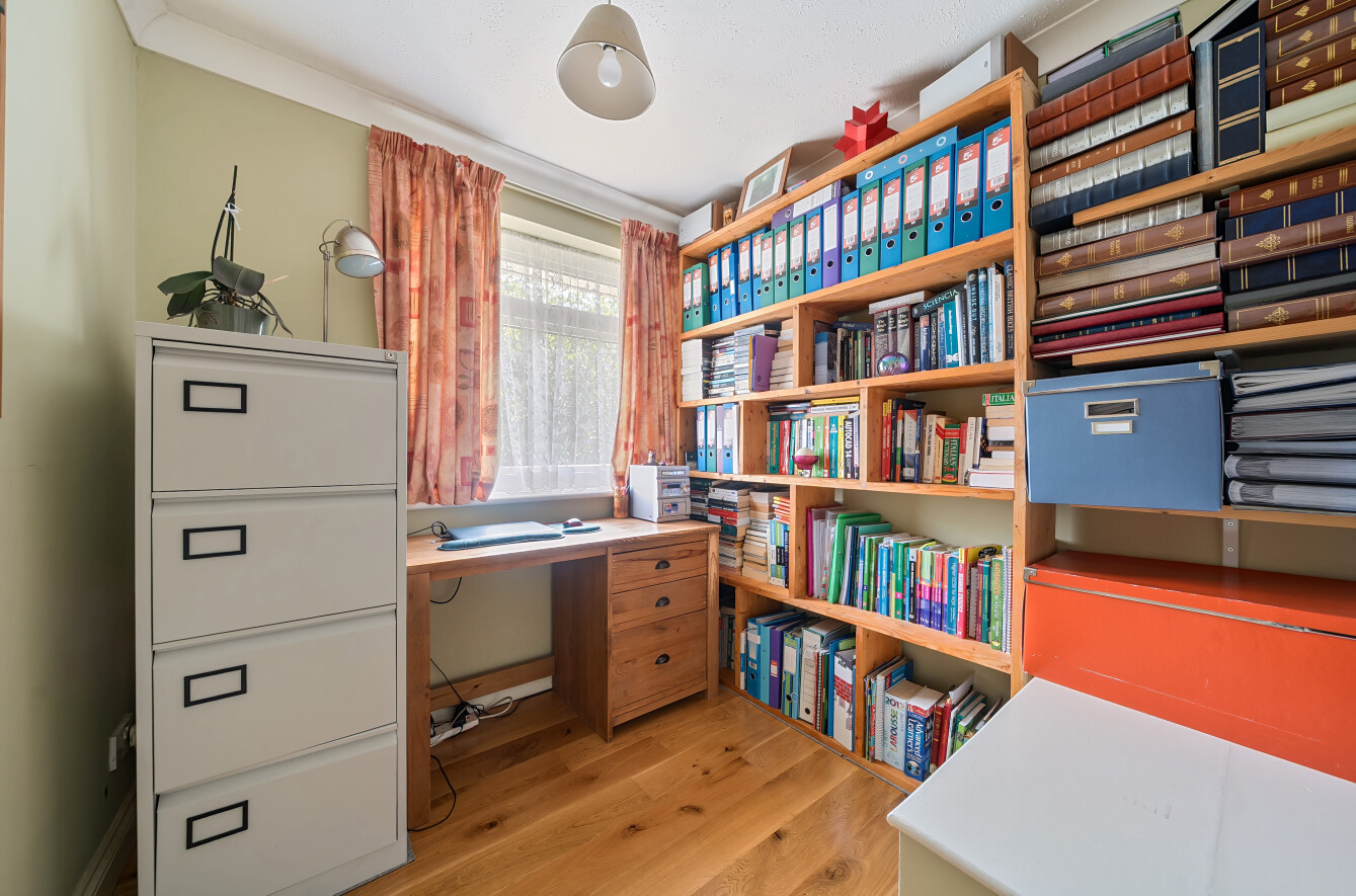 Cranbourne Park, Hedge End, Southampton, Hampshire, SO30
