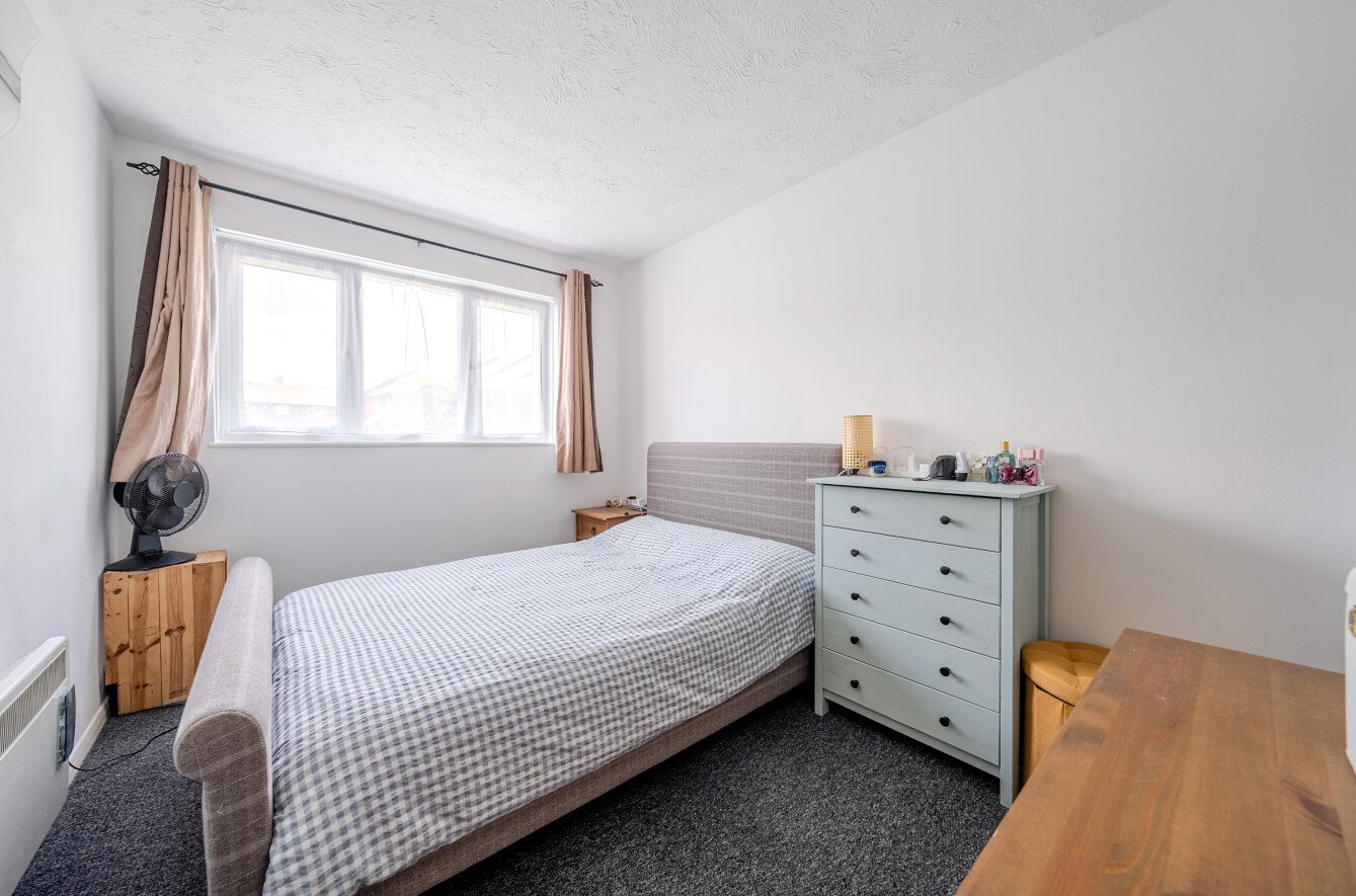 Woodrush Crescent, Locks Heath, Hampshire, SO31