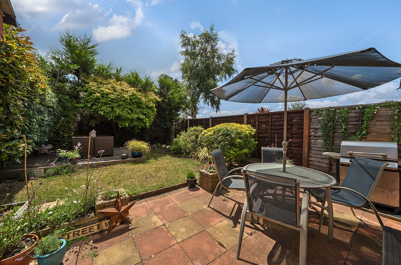 Ascot Close, Titchfield Common, Hampshire, PO14 - Charters