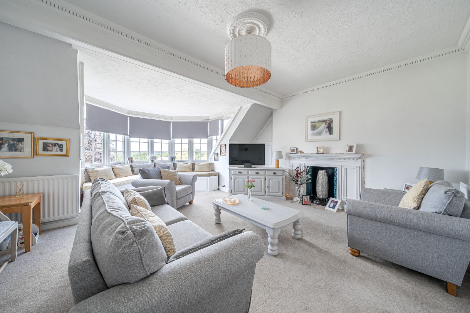 Catisfield Lane, Fareham, Hampshire, PO15 - Charters