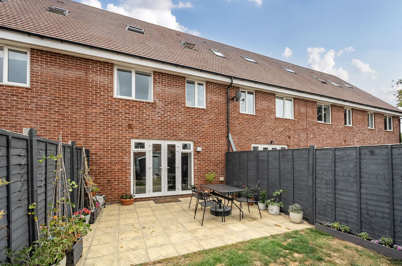 FIRECRACKER DRIVE, LOCKS HEATH, SOUTHAMPTON, SO31