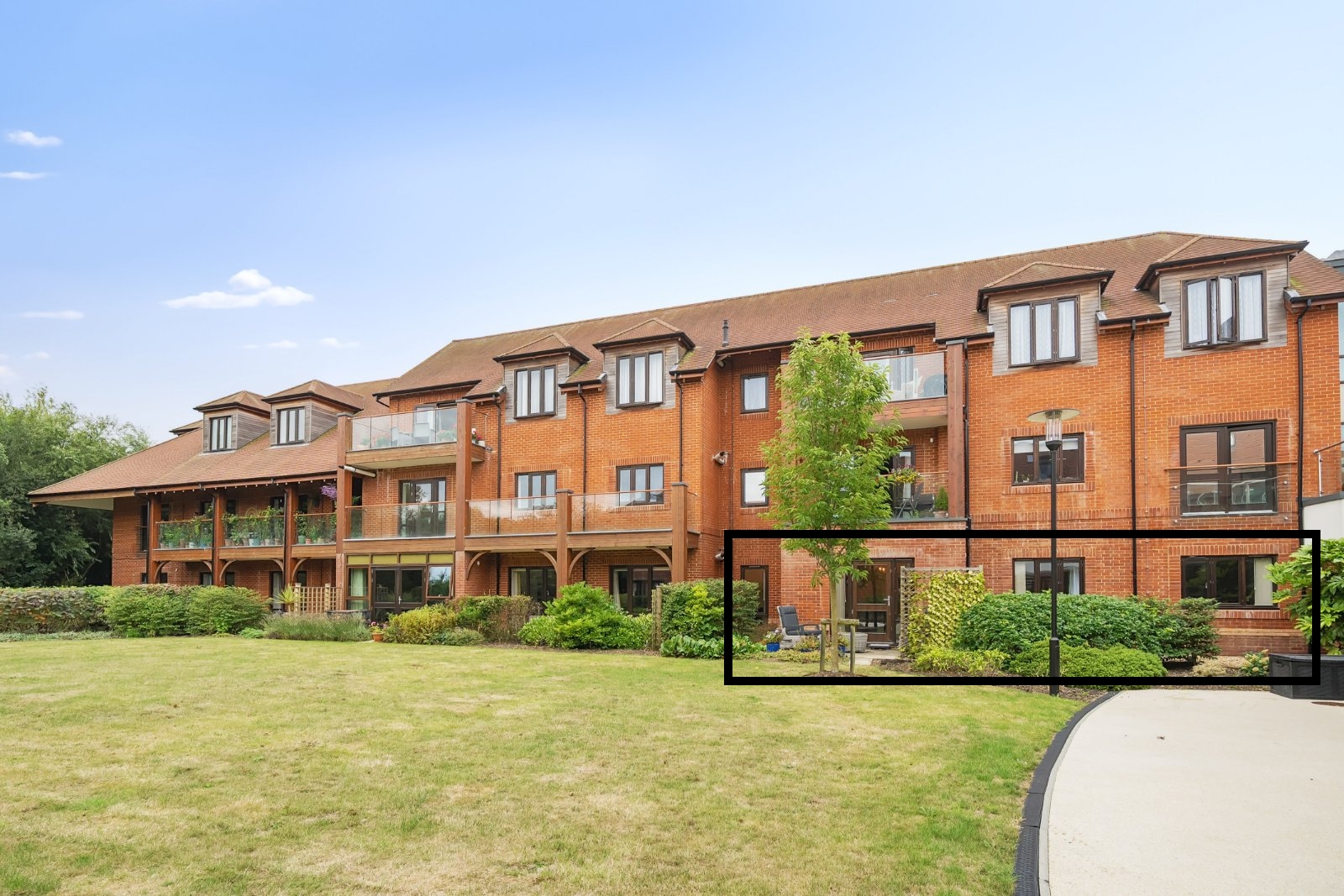 Friary Meadow, Fareham, Hampshire, PO15 - Charters