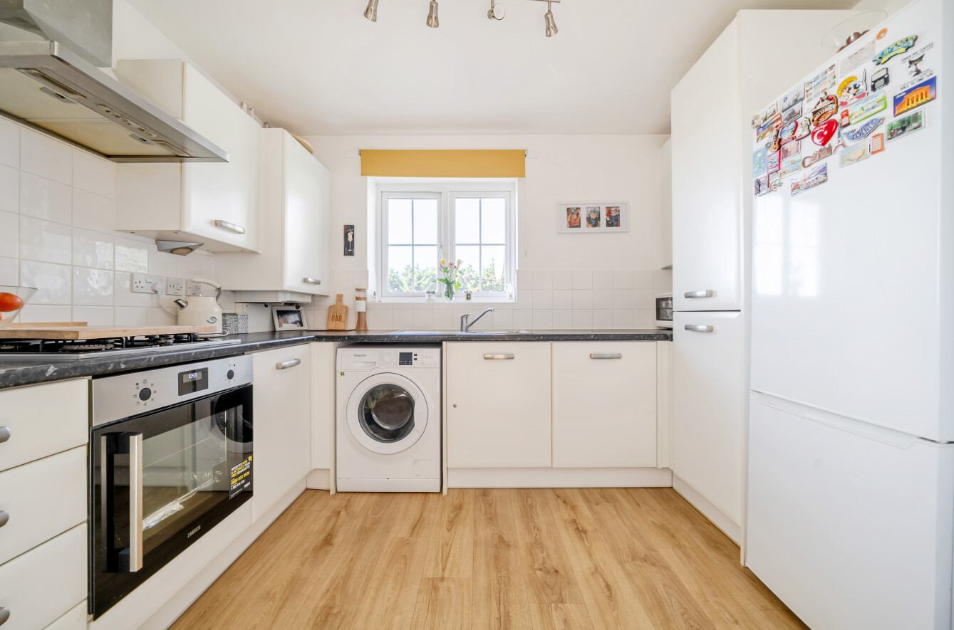 Lynn Crescent, Titchfield Common, Hampshire, PO14 - Charters