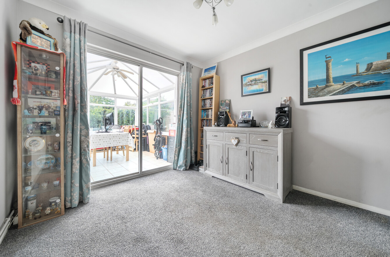 Primrose Way, Locks Heath, Hampshire, SO31