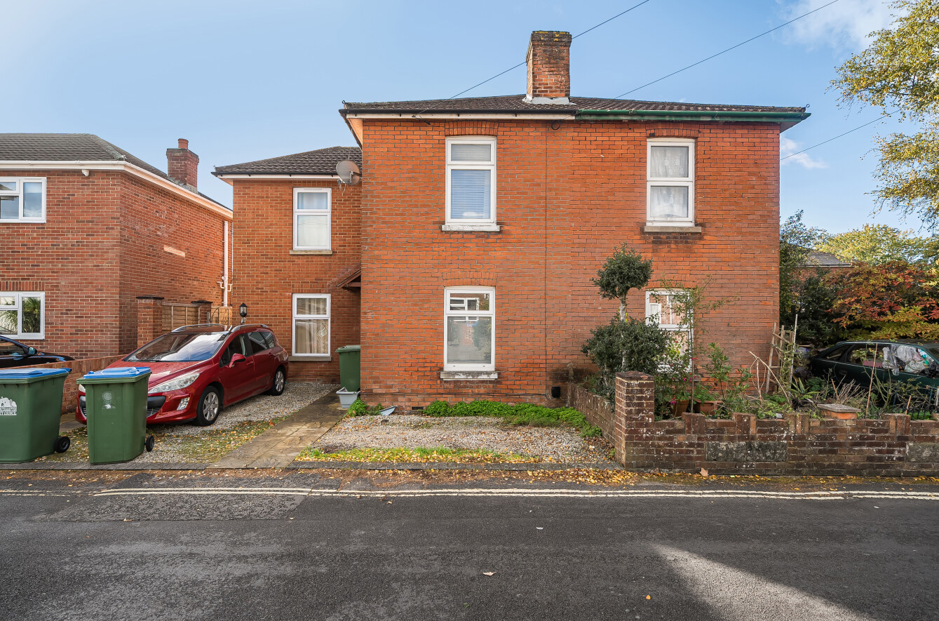 York Drove, Bitterne Village, Southampton, Hampshire, SO18 York Drove, Bitterne Village, Southampton, Hampshire, SO18 - Charters