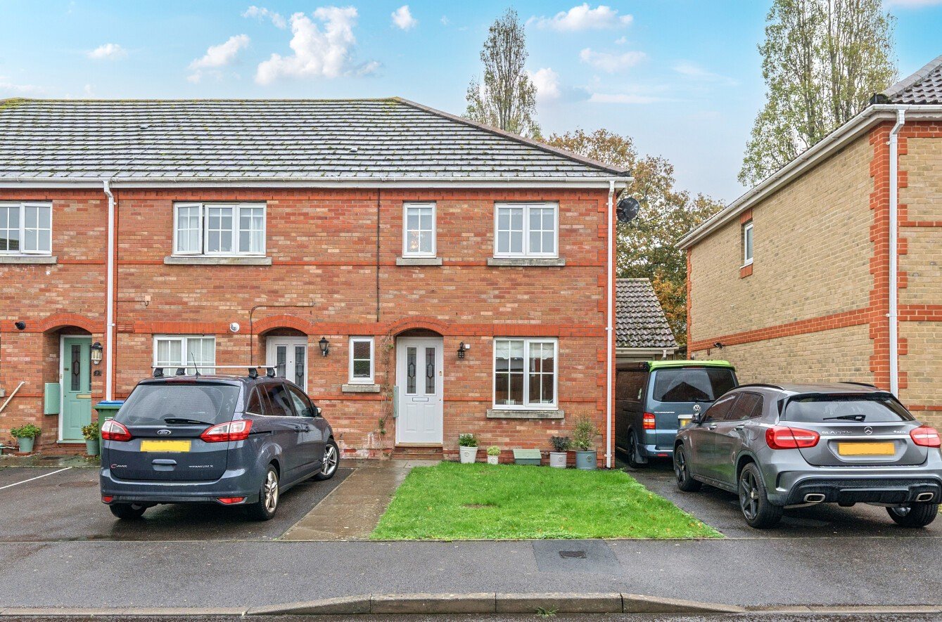 Poinsettia Close, Titchfield Park, Hampshire, PO15 - Charters