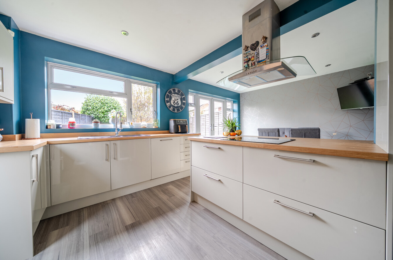 Woodside, Gosport, Hampshire, PO13 Woodside, Gosport, Hampshire, PO13 - Charters