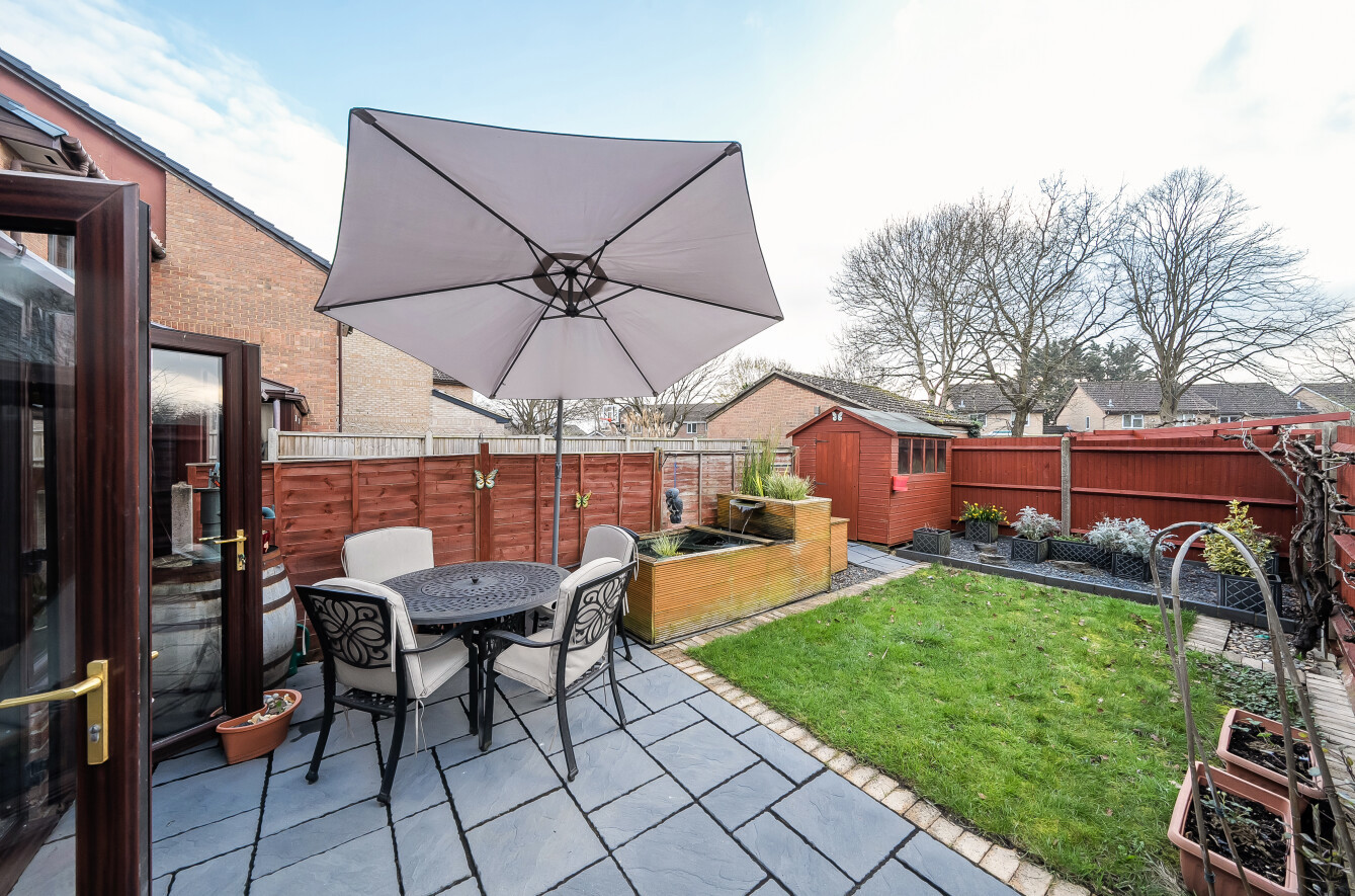 Pimpernel Close, Locks Heath, Southampton, Hampshire, SO31 - Charters