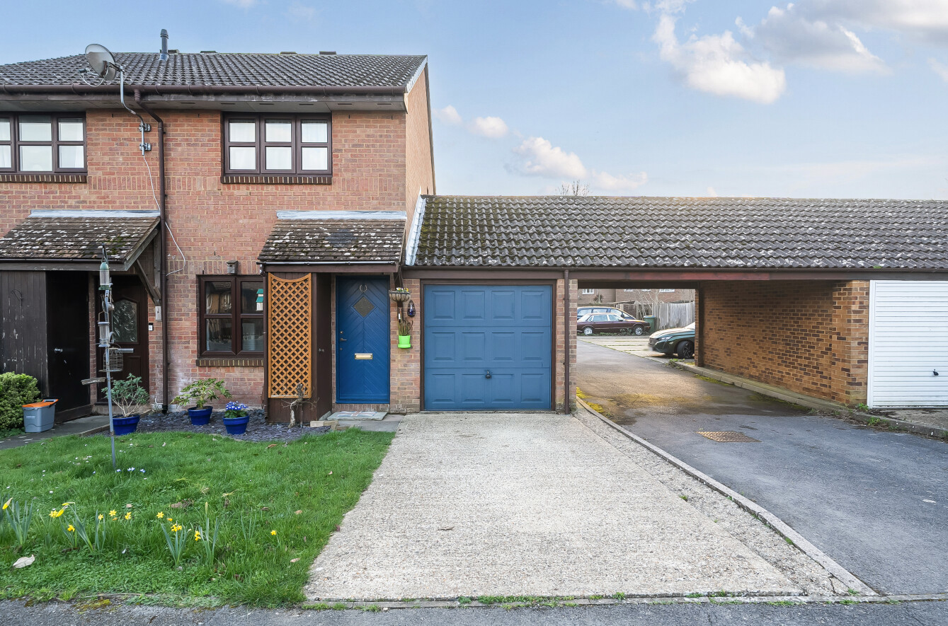 Pimpernel Close, Locks Heath, Southampton, Hampshire, SO31 - Charters