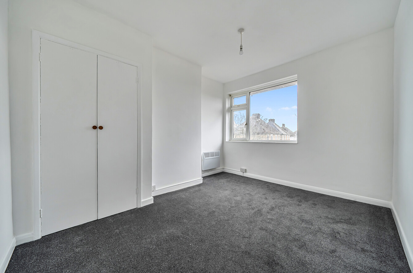 Coronation Parade, Hamble, Southampton, Hampshire, SO31 - Charters