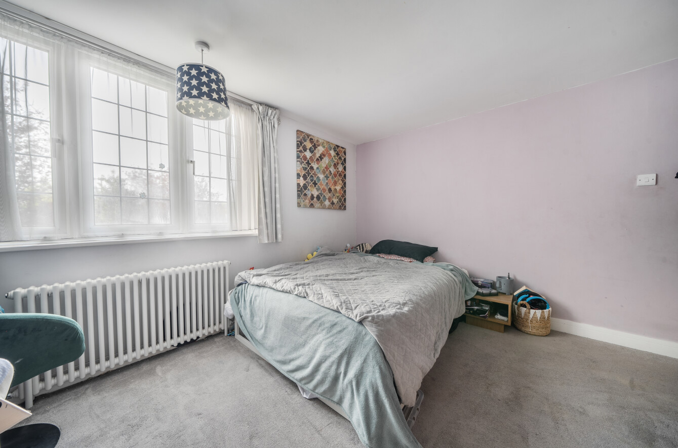 Church Road, Locks Heath, Southampton, Hampshire, SO31 - Charters