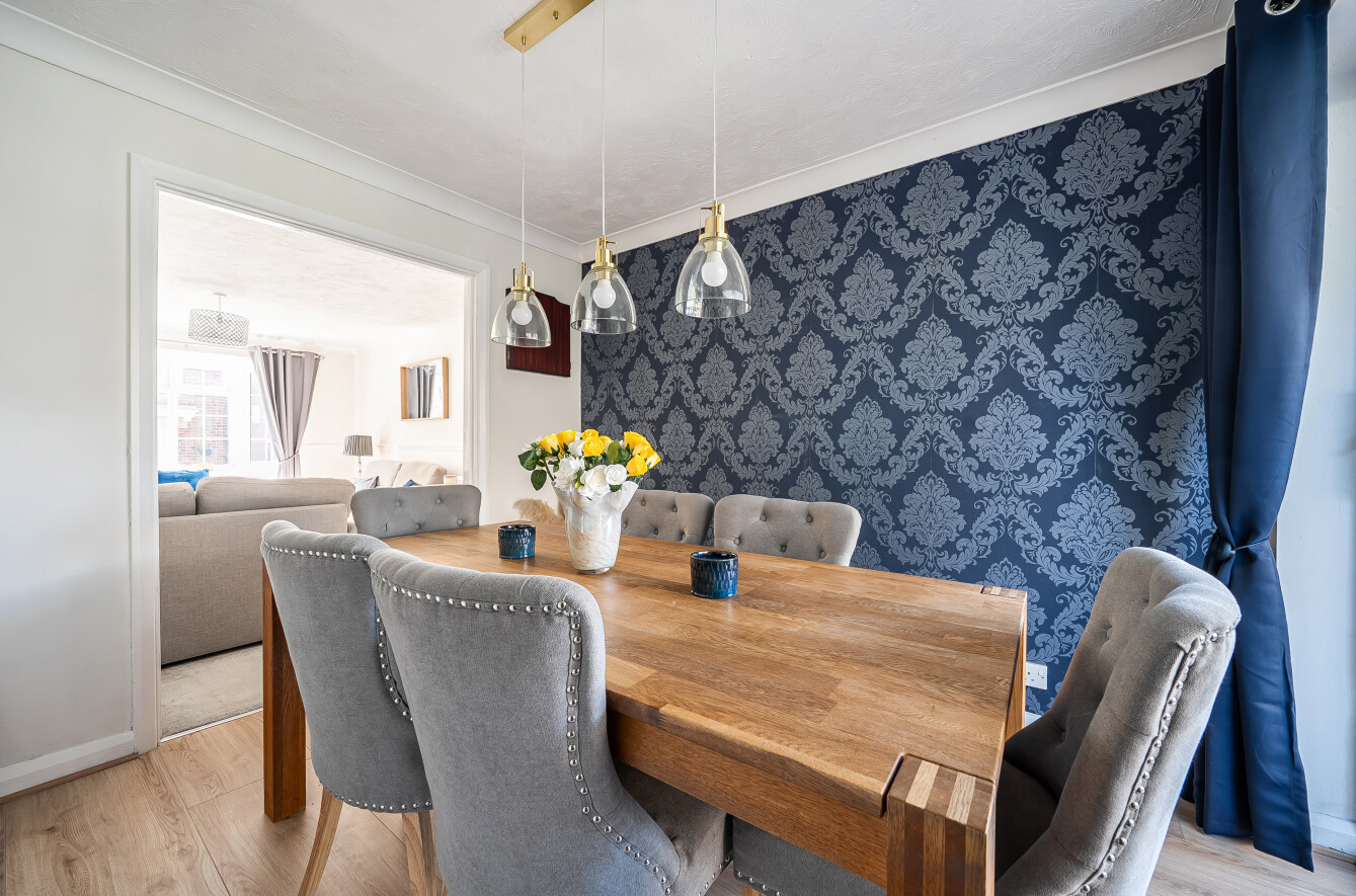 Downland Close, Locks Heath, Southampton, Hampshire, SO31 - Charters