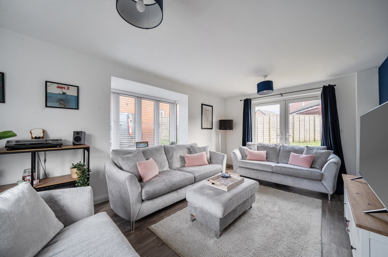 Cranesbill Road, Curbridge, Southampton, Hampshire, SO30 - Charters