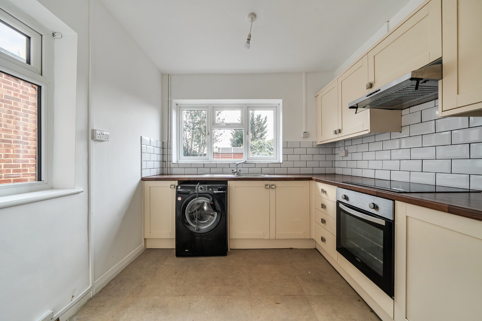 Coronation Parade, Hamble, Southampton, Hampshire, SO31 - Charters