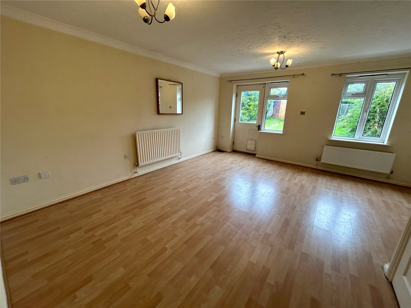 Mallards Road, Bursledon, Southampton, Hampshire, SO31 - Charters