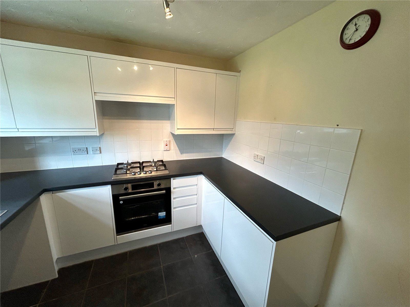 Mallards Road, Bursledon, Southampton, Hampshire, SO31 - Charters