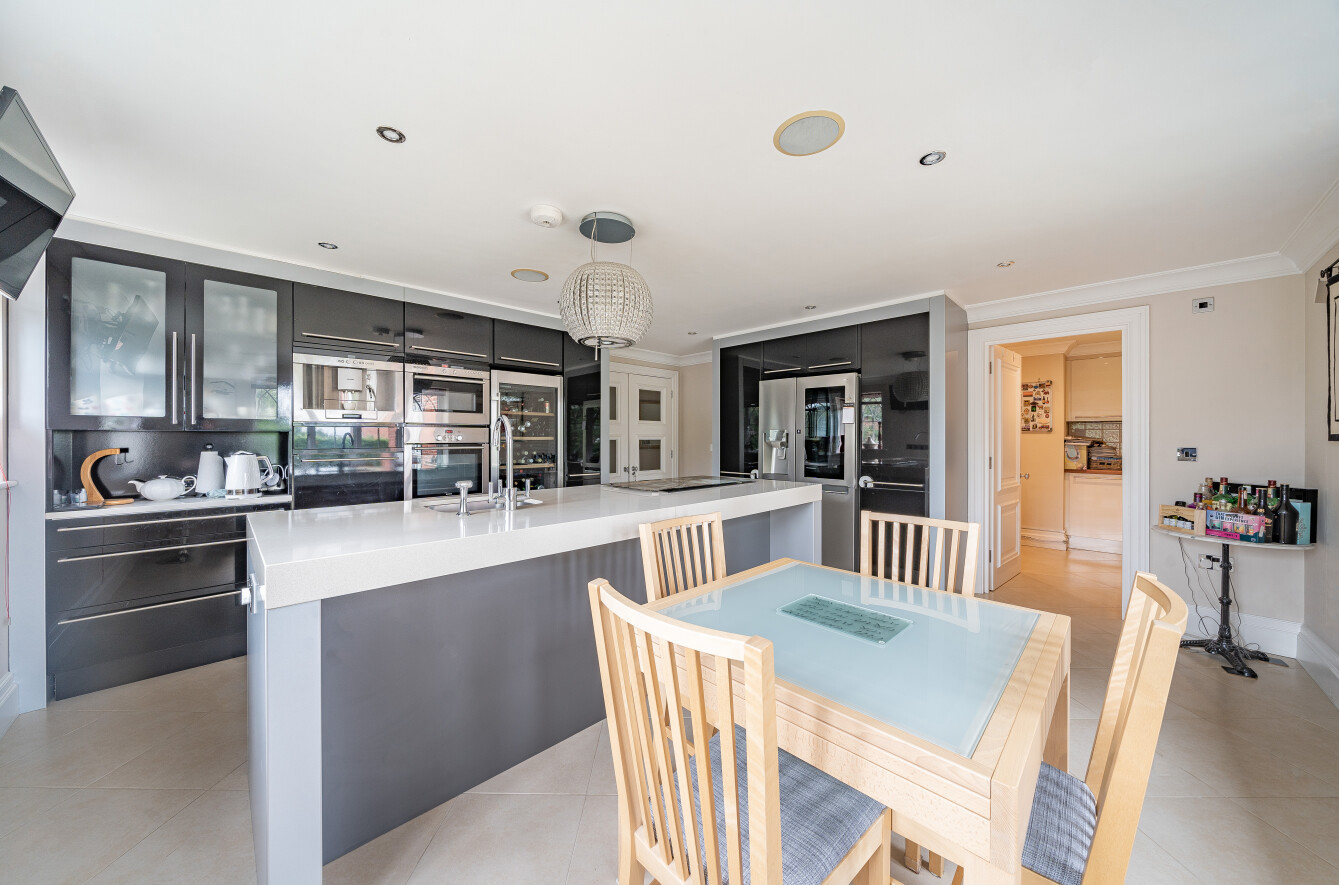 Fairlawns, Burridge, Southampton, Hampshire, SO31 - Charters