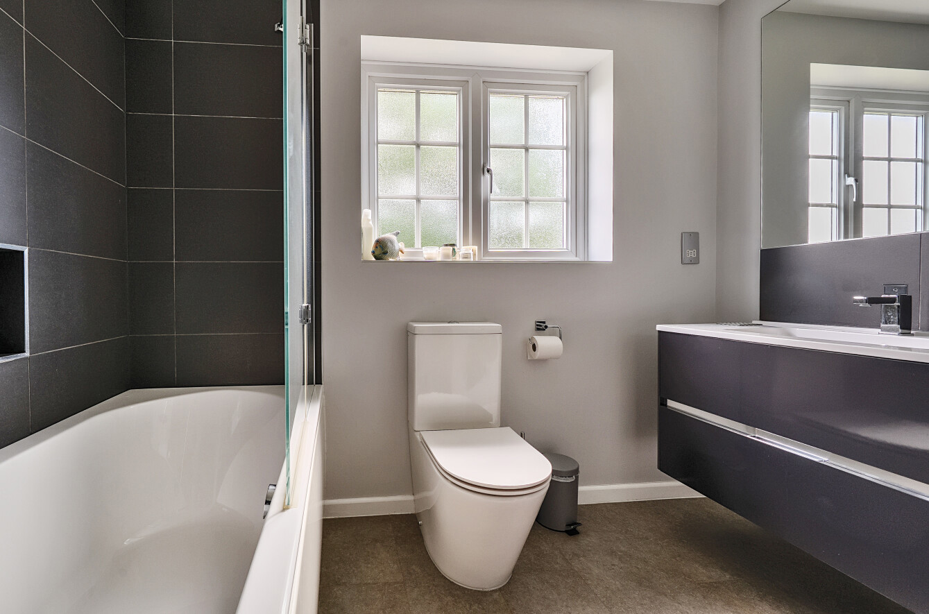 Connemara Crescent, Whiteley, Fareham, Hampshire, PO15 - Charters