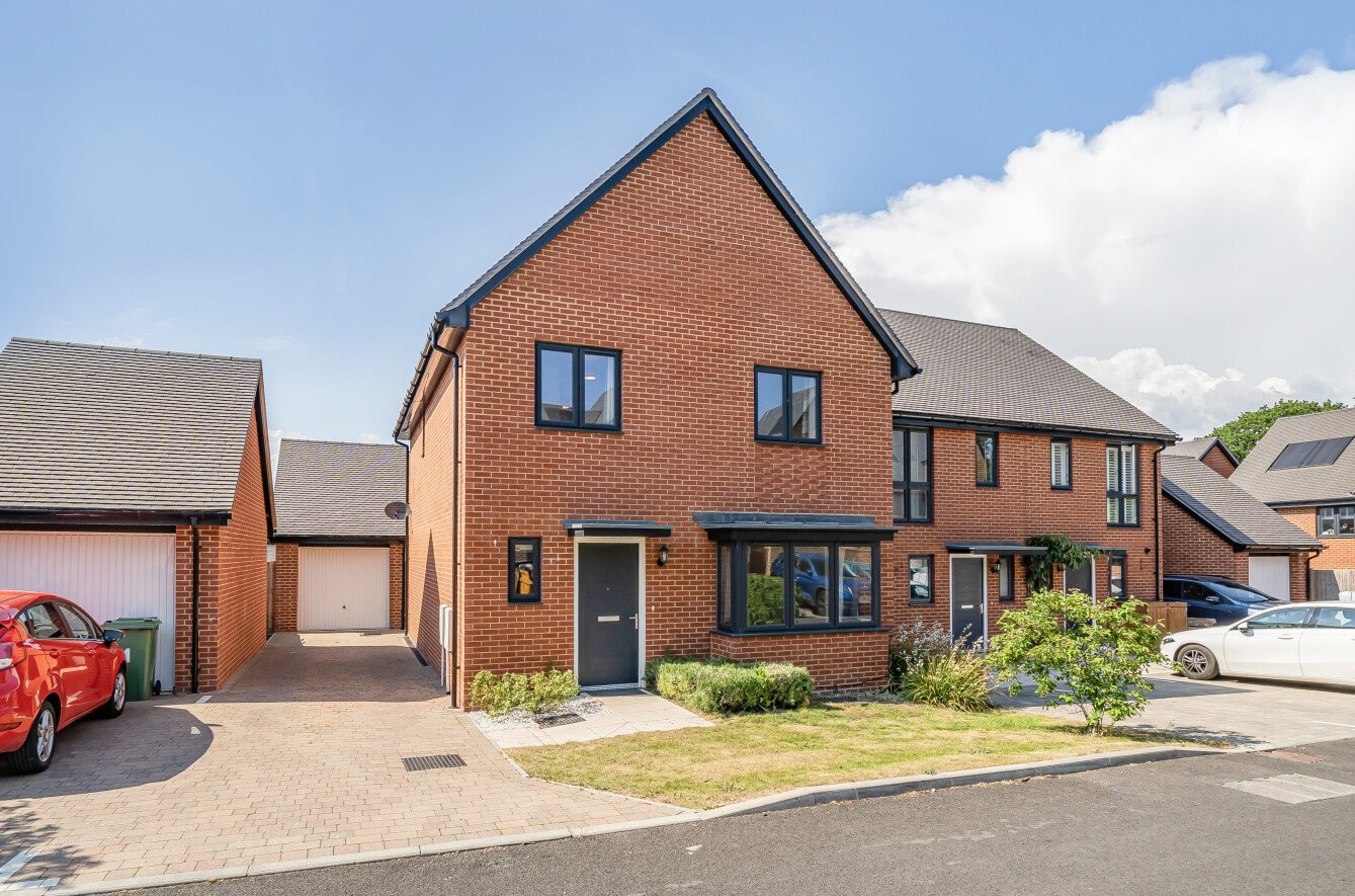 Waterclose Way, Whiteley, Fareham, Hampshire, PO15 - Charters