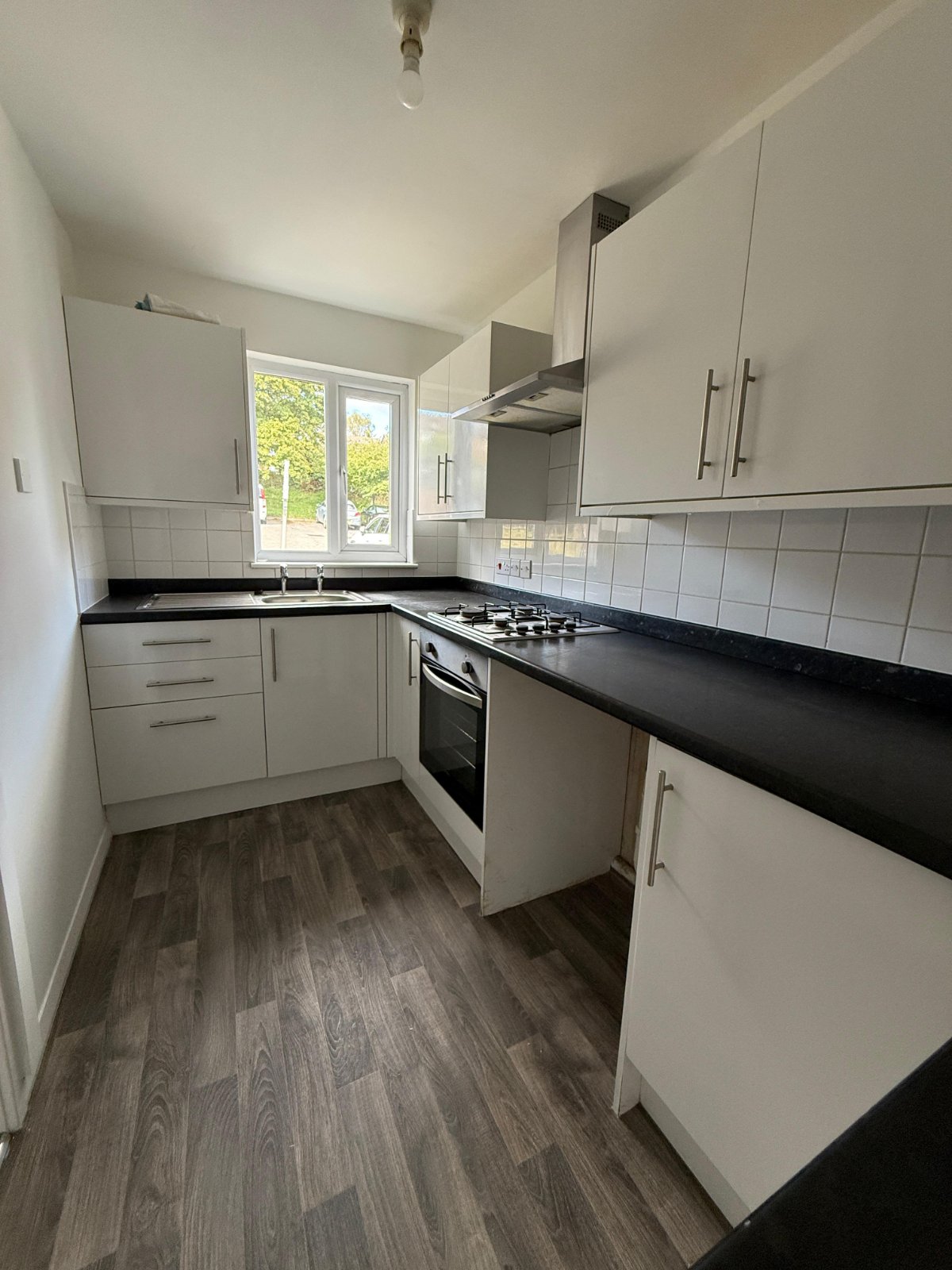 Humber Gardens, Bursledon, Southampton, Hampshire, SO31 - Charters