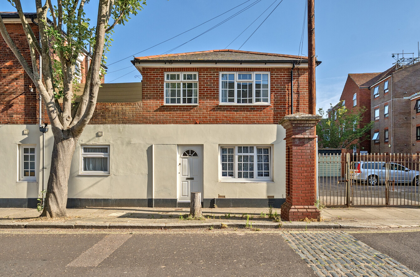 Old Commercial Road, Portsmouth, Hampshire, PO1