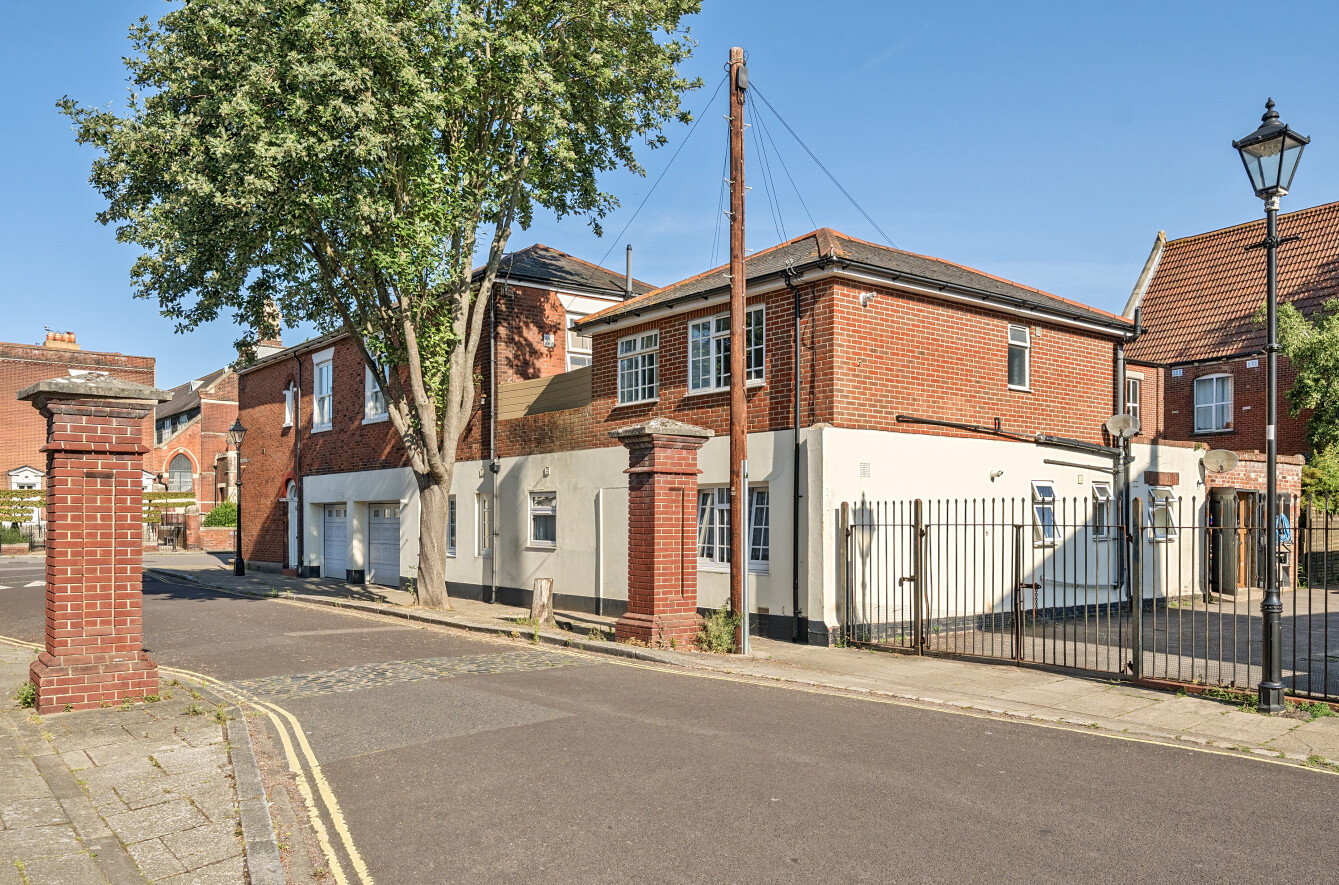 Old Commercial Road, Portsmouth, Hampshire, PO1