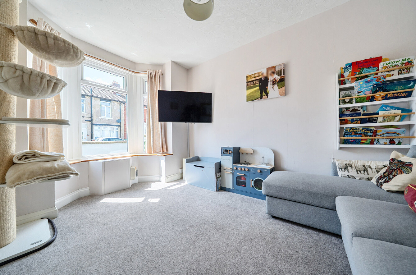 Dartmouth Road, Portsmouth, Hampshire, PO3 - Charters