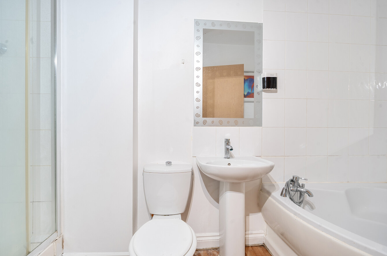 Kingston Road, Portsmouth, Hampshire, PO2