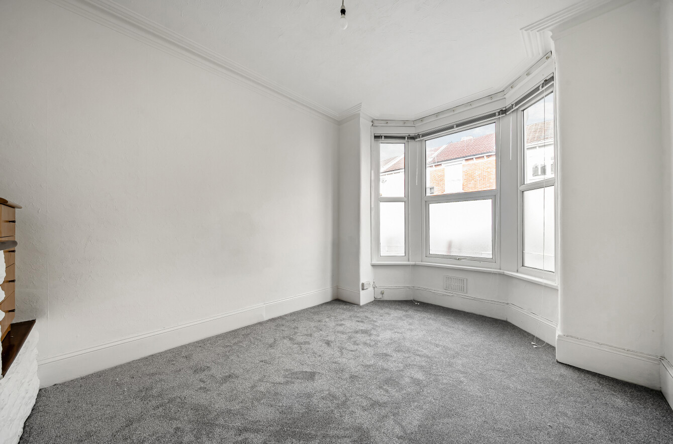 Pretoria Road, Southsea, Hampshire, PO4 Pretoria Road, Southsea, Hampshire, PO4 - Charters