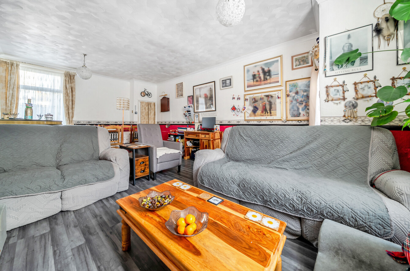 Newcome Road, Portsmouth, Hampshire, PO1 Newcome Road, Portsmouth, Hampshire, PO1 - Charters