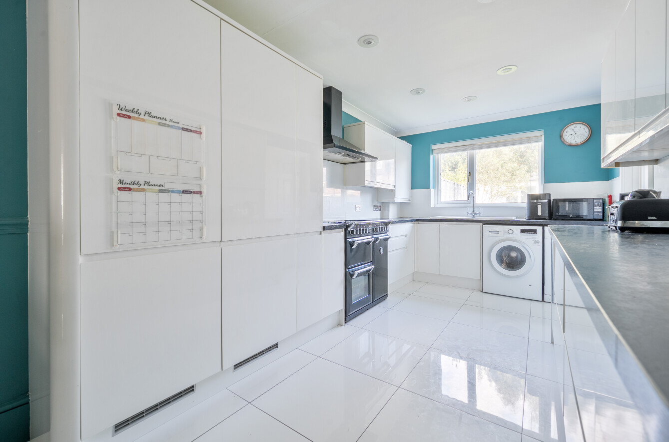 Inhurst Road, Portsmouth, Hampshire, PO2 - Charters