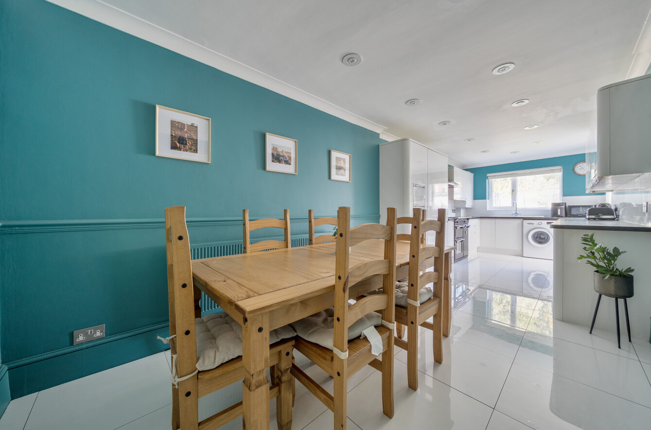 Inhurst Road, Portsmouth, Hampshire, PO2 - Charters