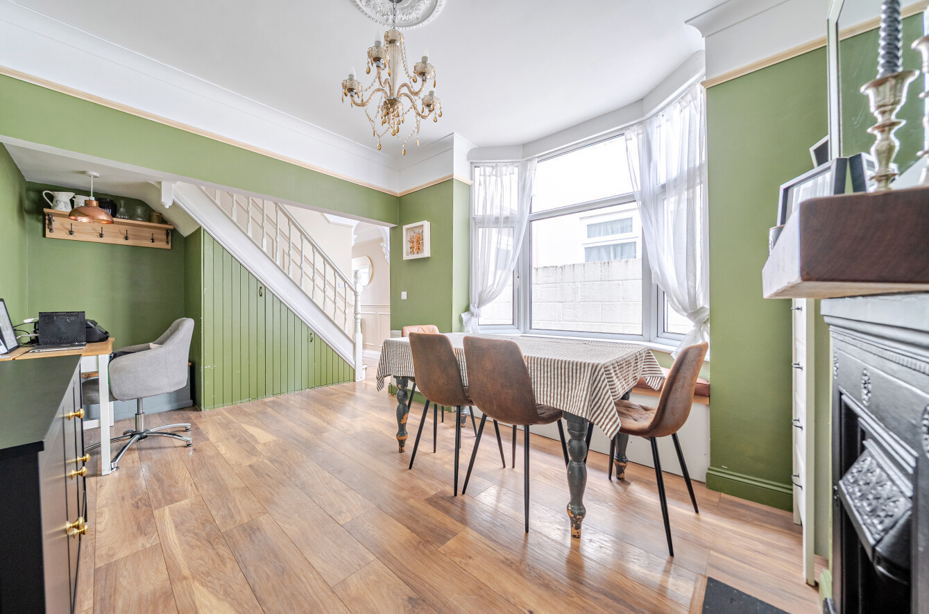 Byron Road, Portsmouth, Hampshire, PO2 Byron Road, Portsmouth, Hampshire, PO2 - Charters