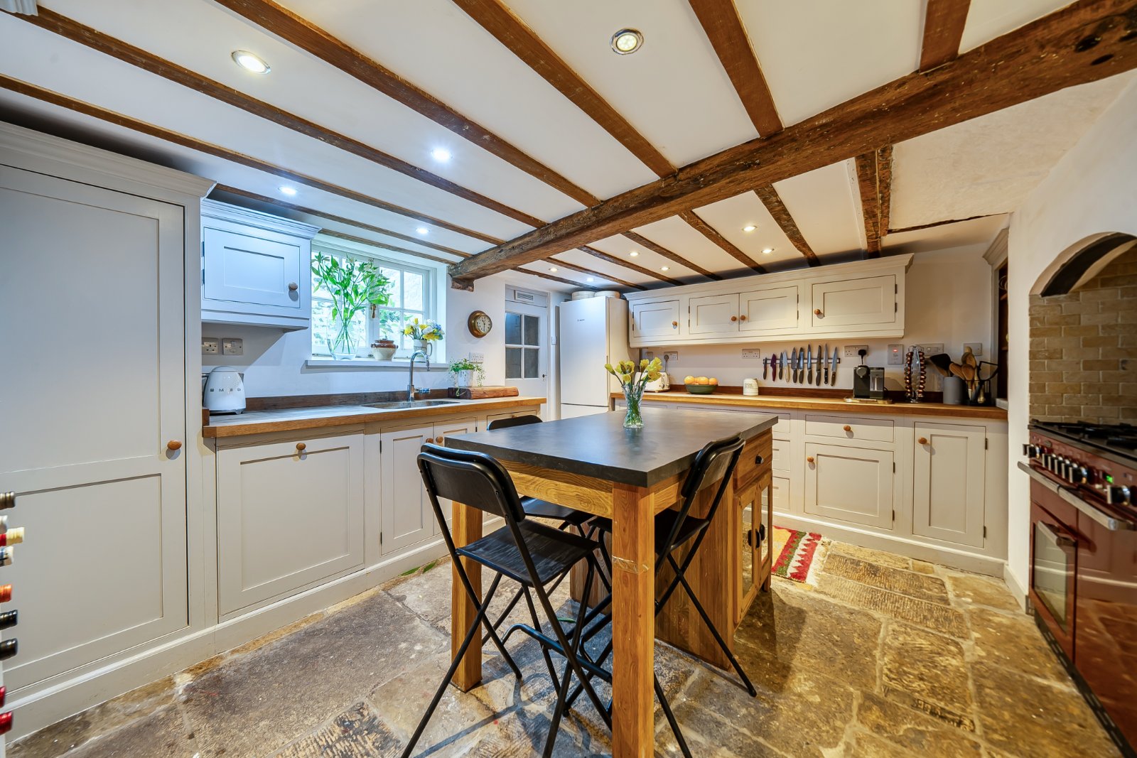 High Street, Old Portsmouth, Hampshire, PO1