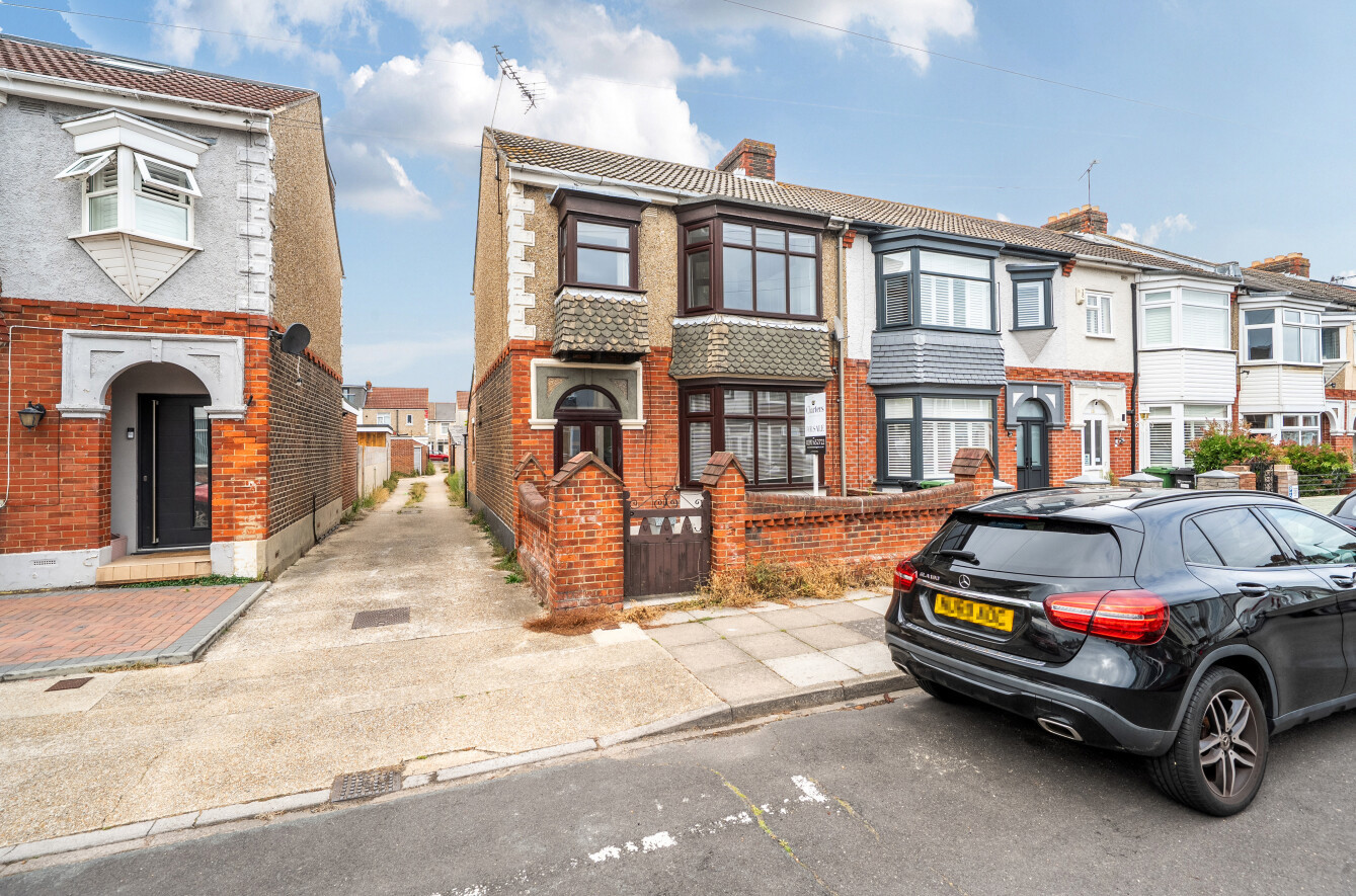 Allcot Road, Portsmouth, Hampshire, PO3 - Charters