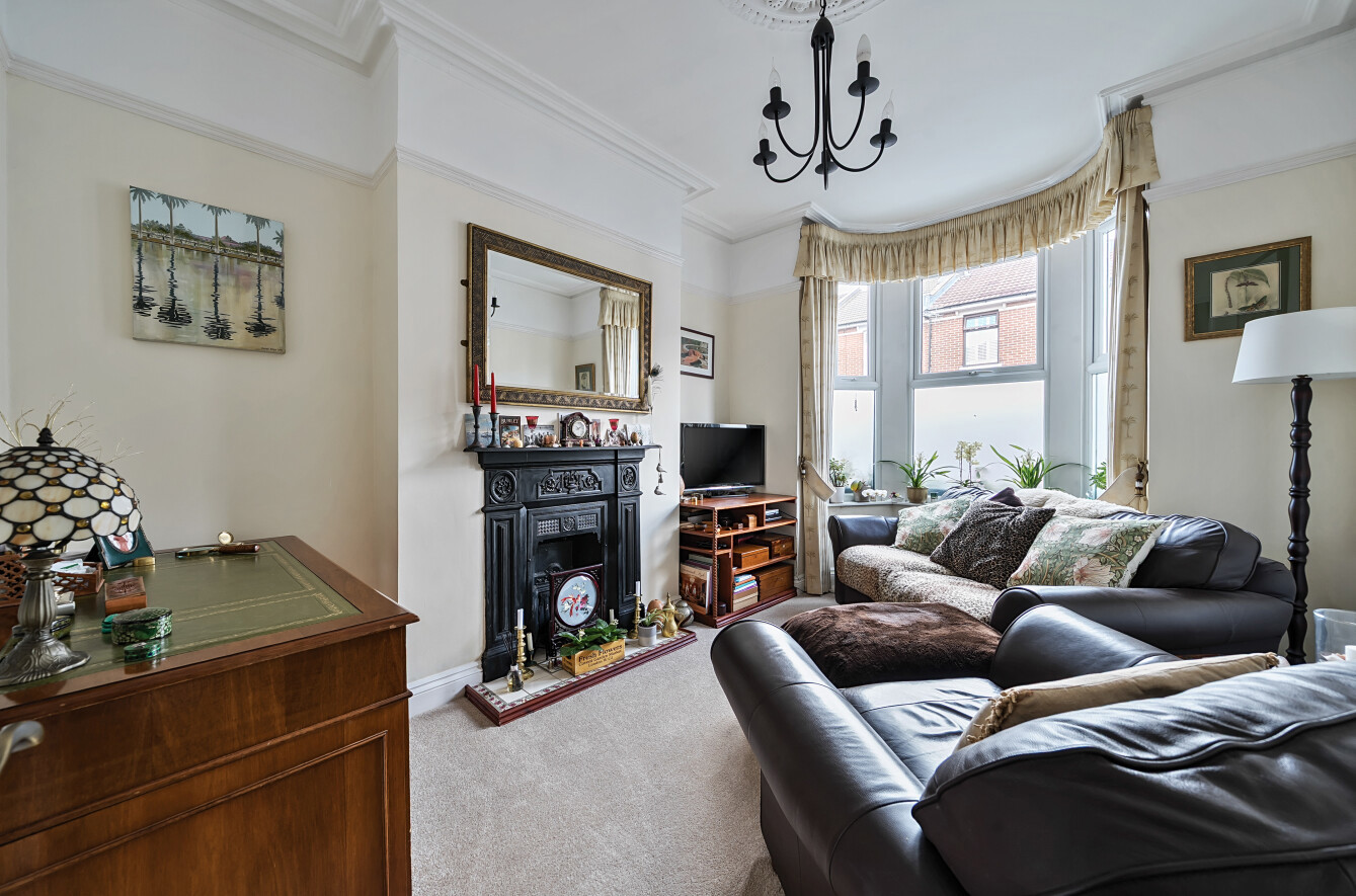 Grayshott Road, Southsea, Hampshire, PO4 - Charters