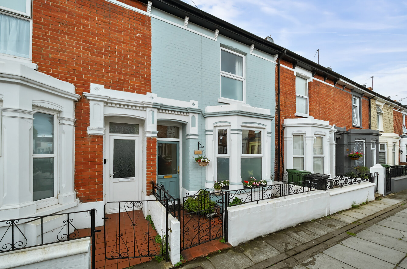 Grayshott Road, Southsea, Hampshire, PO4 - Charters
