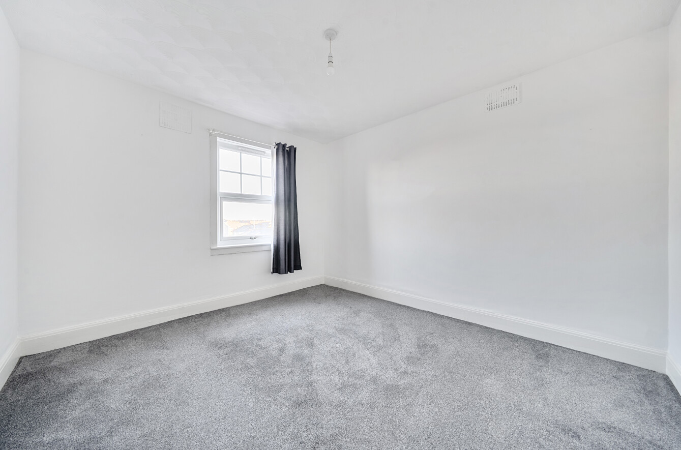 Highland Road, Southsea, Hampshire, PO4 - Charters