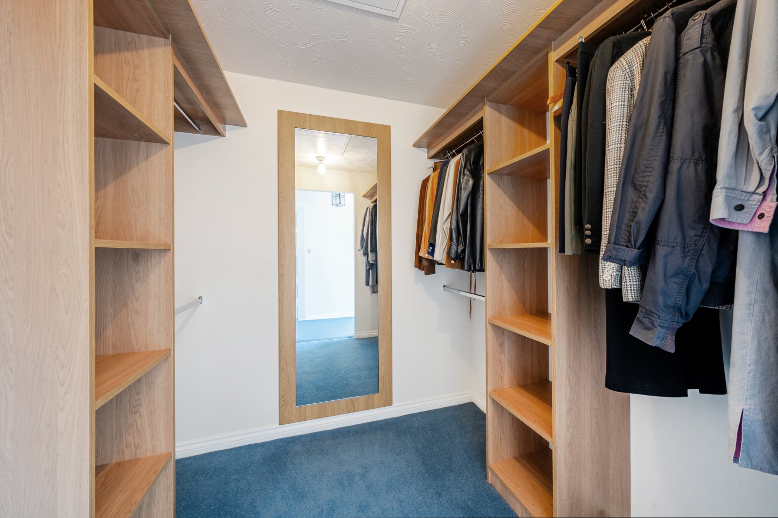 Longbridge, Farnham, Surrey, GU9