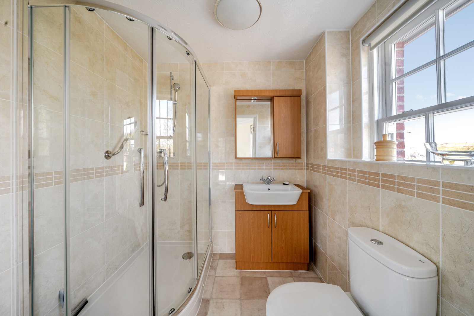 Longbridge, Farnham, Surrey, GU9