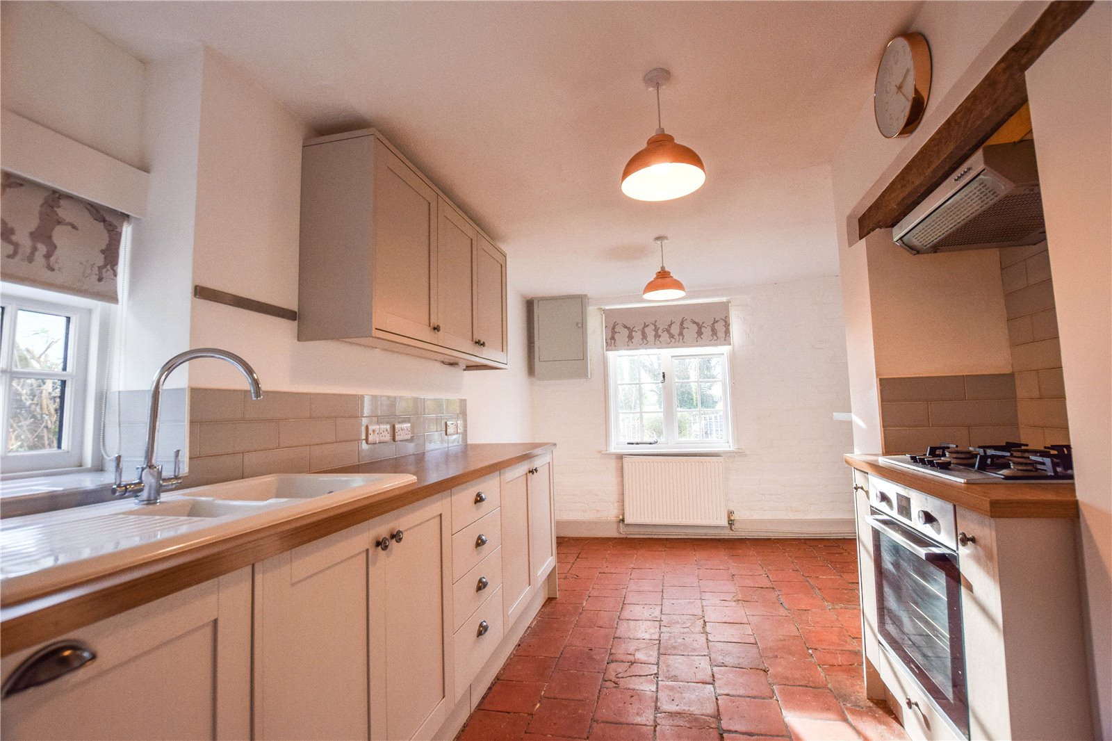 Isington Road, Isington, Alton, Hampshire, GU34 - Charters